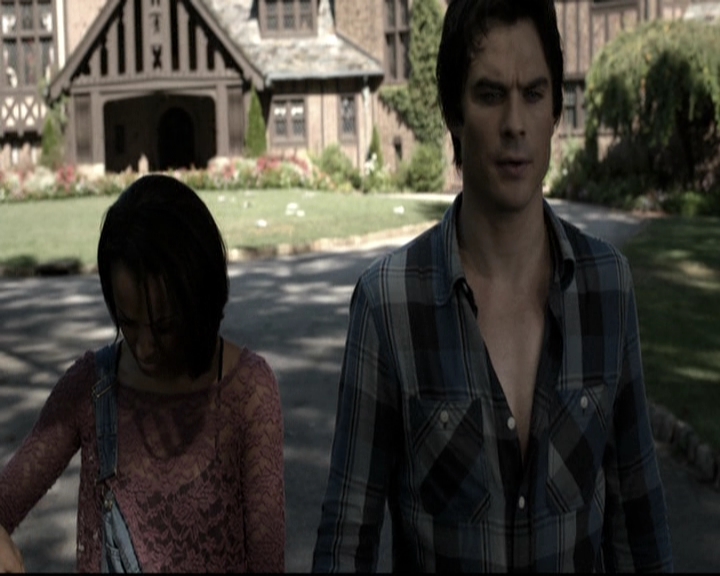 VampireDiariesWorld-dot-nl_6x04BlackHoleSun1227.jpg