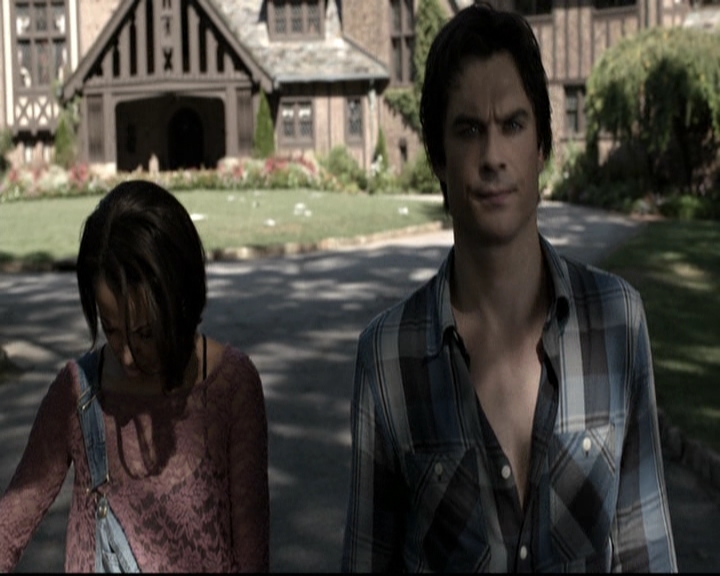 VampireDiariesWorld-dot-nl_6x04BlackHoleSun1228.jpg