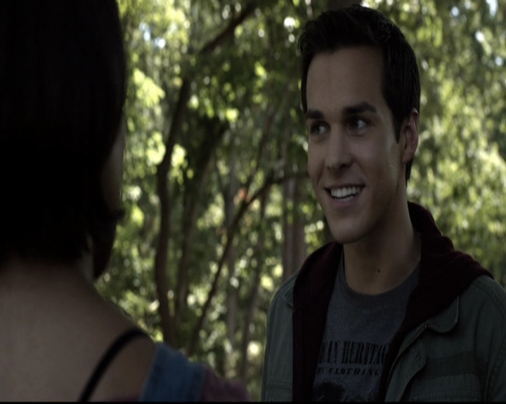 VampireDiariesWorld-dot-nl_6x04BlackHoleSun1257.jpg