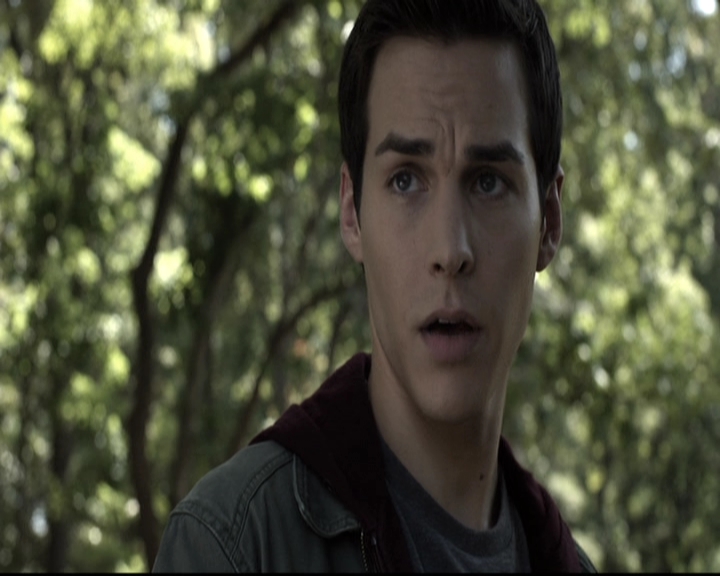 VampireDiariesWorld-dot-nl_6x04BlackHoleSun1288.jpg