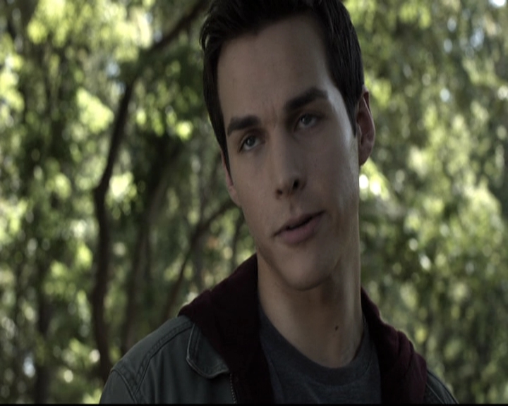 VampireDiariesWorld-dot-nl_6x04BlackHoleSun1289.jpg