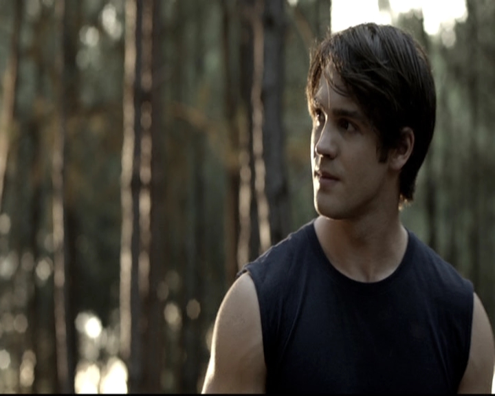 VampireDiariesWorld-dot-nl_6x04BlackHoleSun1365.jpg