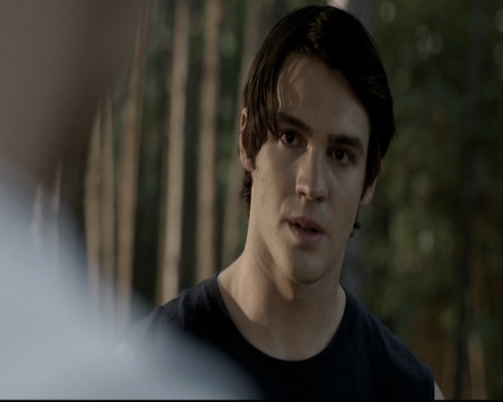 VampireDiariesWorld-dot-nl_6x04BlackHoleSun1387.jpg