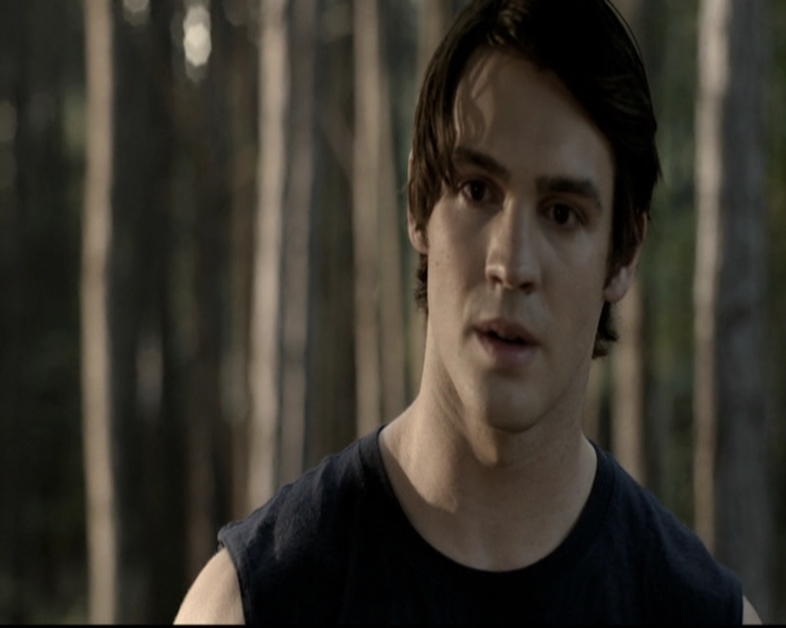 VampireDiariesWorld-dot-nl_6x04BlackHoleSun1393.jpg