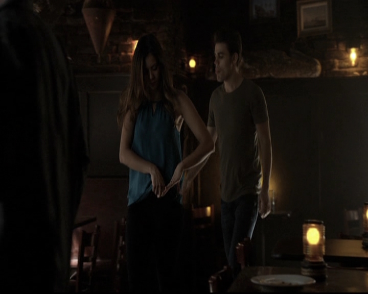 VampireDiariesWorld-dot-nl_6x04BlackHoleSun1404.jpg