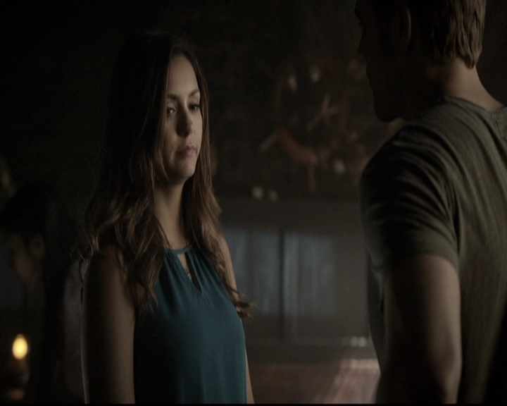 VampireDiariesWorld-dot-nl_6x04BlackHoleSun1411.jpg