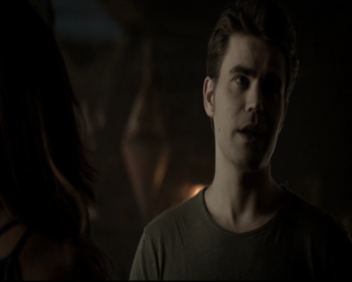 VampireDiariesWorld-dot-nl_6x04BlackHoleSun1416.jpg