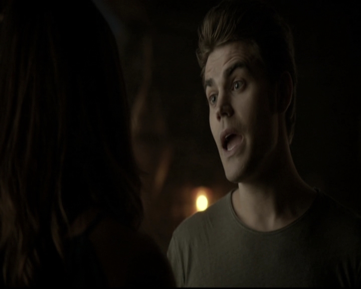 VampireDiariesWorld-dot-nl_6x04BlackHoleSun1420.jpg