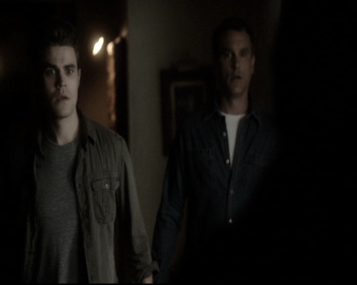 VampireDiariesWorld-dot-nl_6x04BlackHoleSun1549.jpg