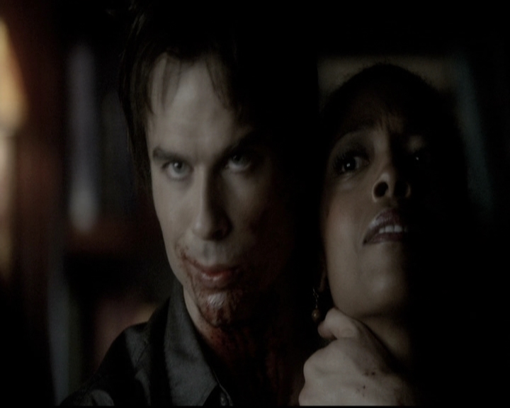 VampireDiariesWorld-dot-nl_6x04BlackHoleSun1554.jpg