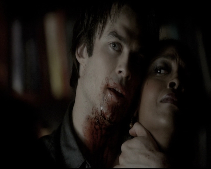 VampireDiariesWorld-dot-nl_6x04BlackHoleSun1559.jpg