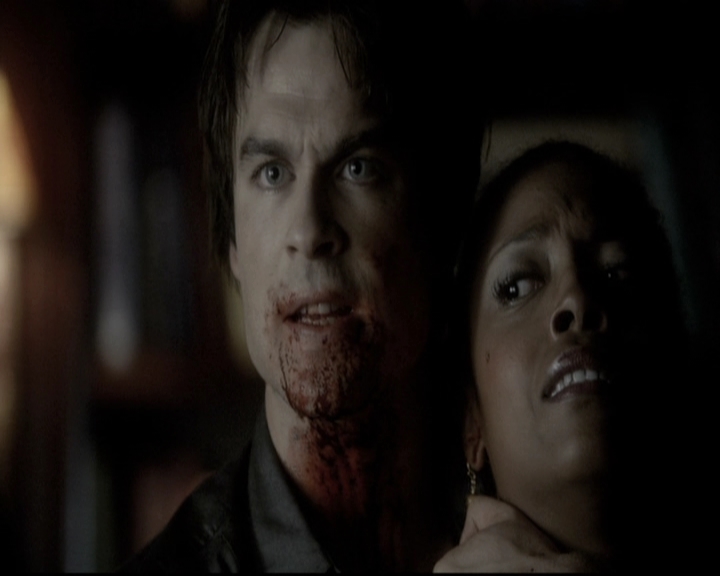 VampireDiariesWorld-dot-nl_6x04BlackHoleSun1576.jpg