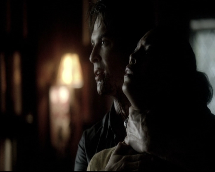 VampireDiariesWorld-dot-nl_6x04BlackHoleSun1582.jpg