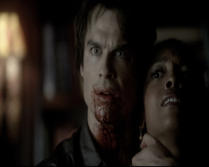 VampireDiariesWorld-dot-nl_6x04BlackHoleSun1584.jpg