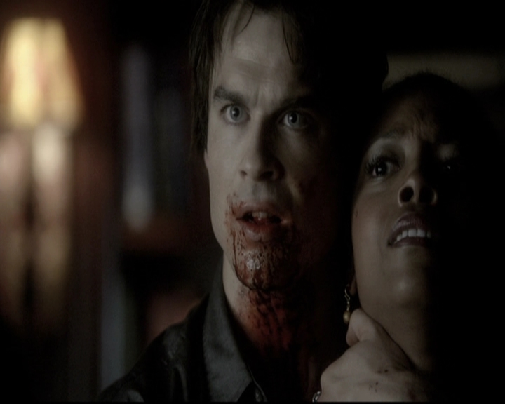 VampireDiariesWorld-dot-nl_6x04BlackHoleSun1585.jpg