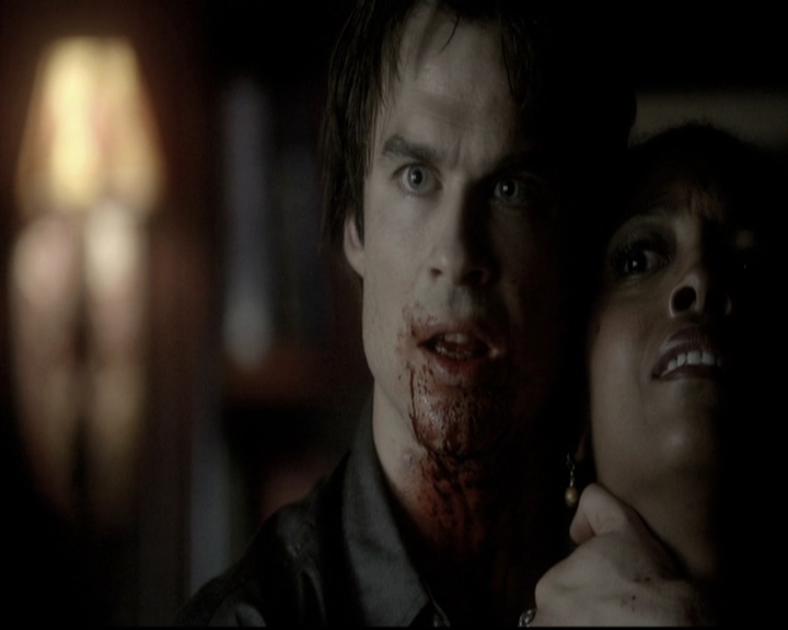 VampireDiariesWorld-dot-nl_6x04BlackHoleSun1586.jpg