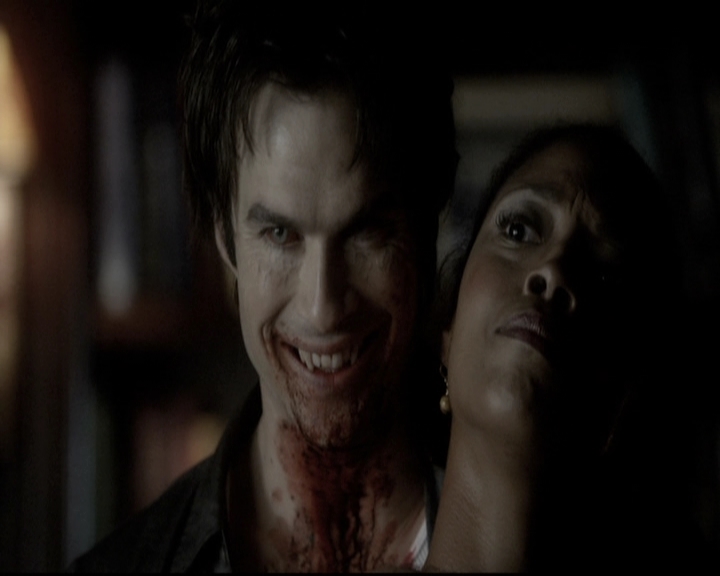 VampireDiariesWorld-dot-nl_6x04BlackHoleSun1589.jpg