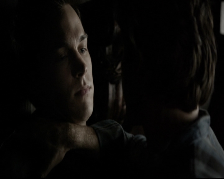 VampireDiariesWorld-dot-nl_6x04BlackHoleSun1651.jpg