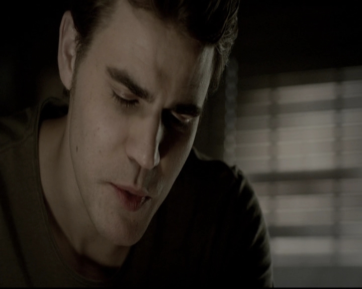 VampireDiariesWorld-dot-nl_6x04BlackHoleSun1735.jpg