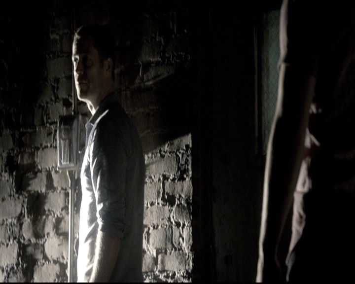 VampireDiariesWorld-dot-nl_6x04BlackHoleSun1870.jpg