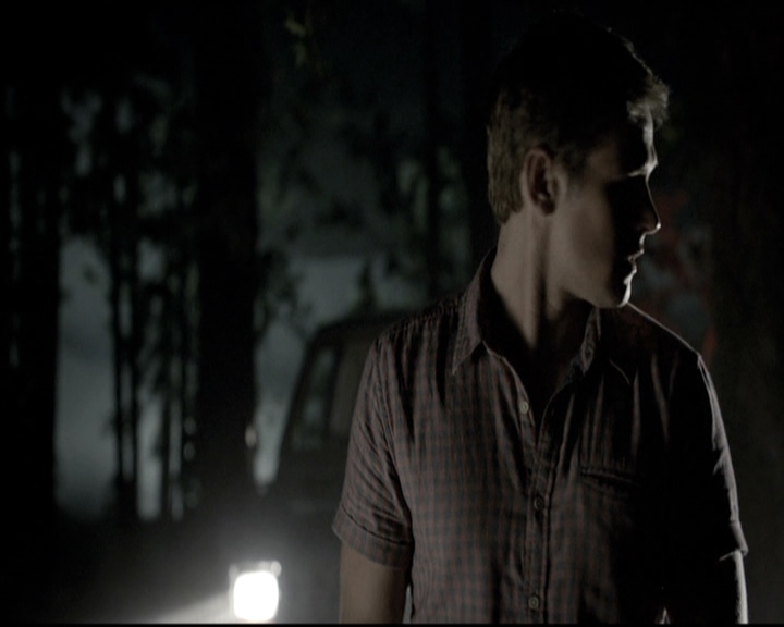 VampireDiariesWorld-dot-nl_6x04BlackHoleSun1872.jpg