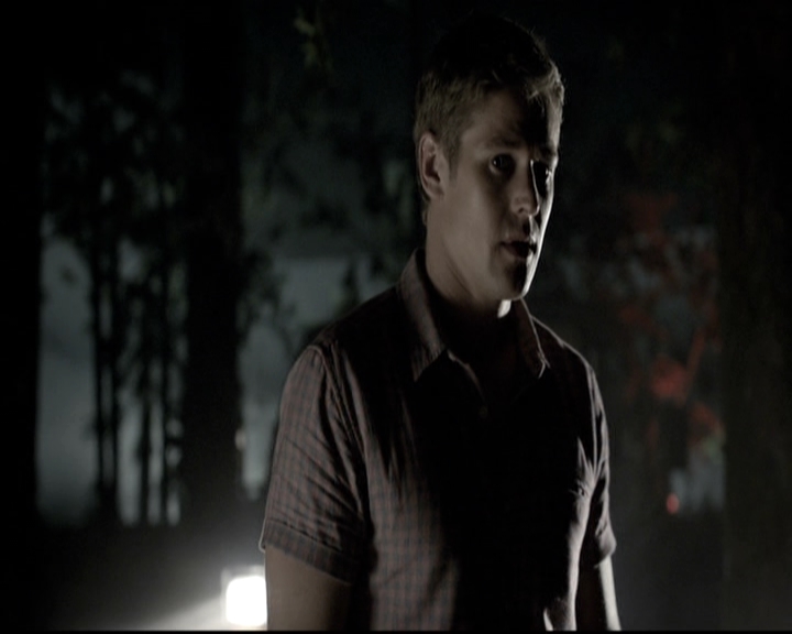 VampireDiariesWorld-dot-nl_6x04BlackHoleSun1874.jpg