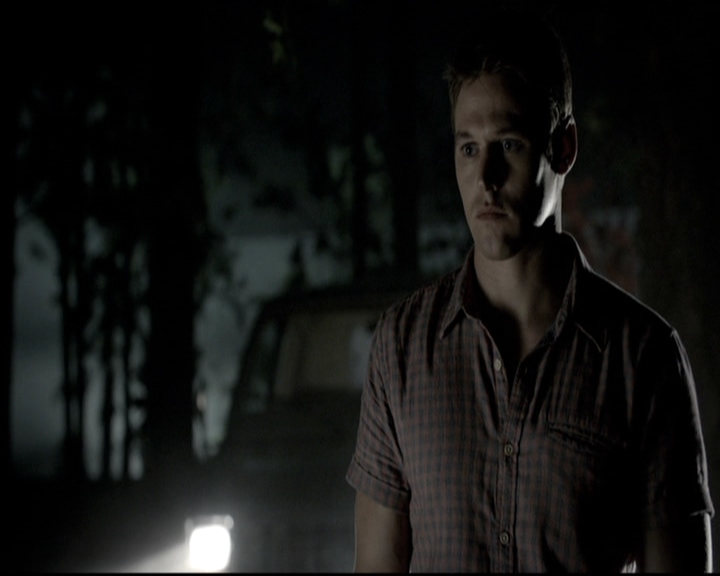 VampireDiariesWorld-dot-nl_6x04BlackHoleSun1893.jpg