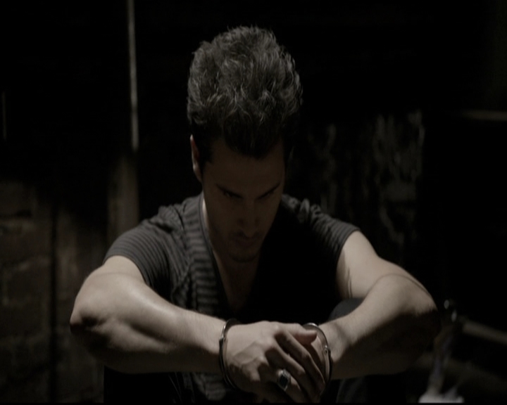 VampireDiariesWorld-dot-nl_6x04BlackHoleSun1901.jpg