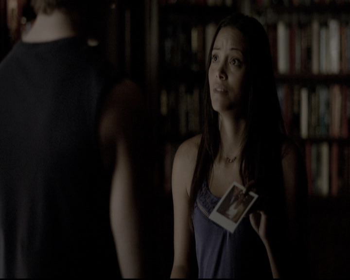 VampireDiariesWorld-dot-nl_6x04BlackHoleSun1943.jpg