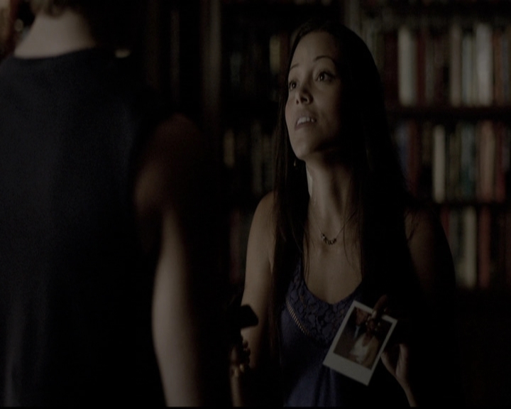 VampireDiariesWorld-dot-nl_6x04BlackHoleSun1946.jpg