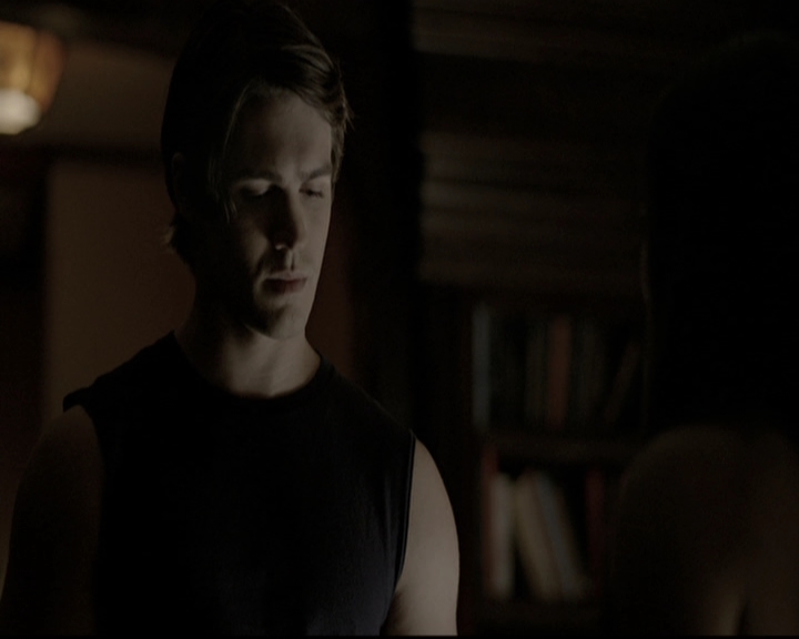 VampireDiariesWorld-dot-nl_6x04BlackHoleSun1948.jpg