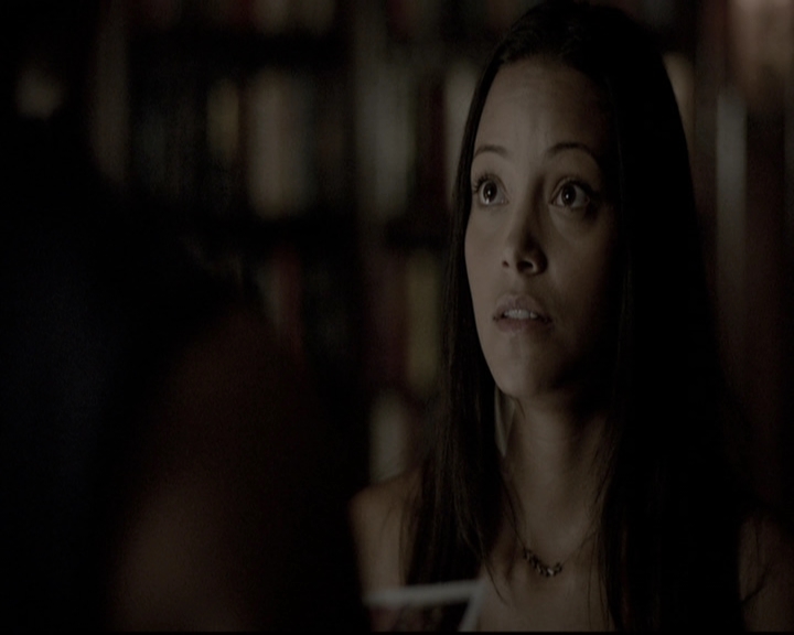 VampireDiariesWorld-dot-nl_6x04BlackHoleSun1978.jpg