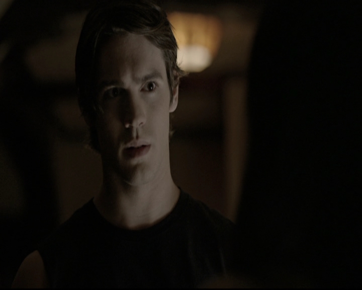 VampireDiariesWorld-dot-nl_6x04BlackHoleSun1982.jpg