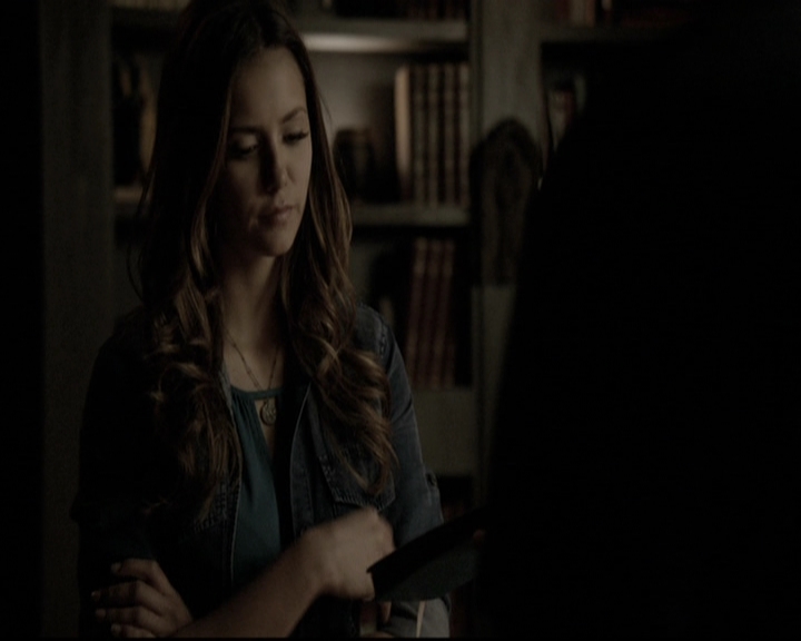 VampireDiariesWorld-dot-nl_6x04BlackHoleSun2006.jpg