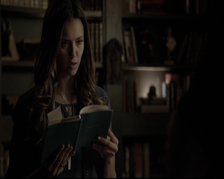 VampireDiariesWorld-dot-nl_6x04BlackHoleSun2030.jpg