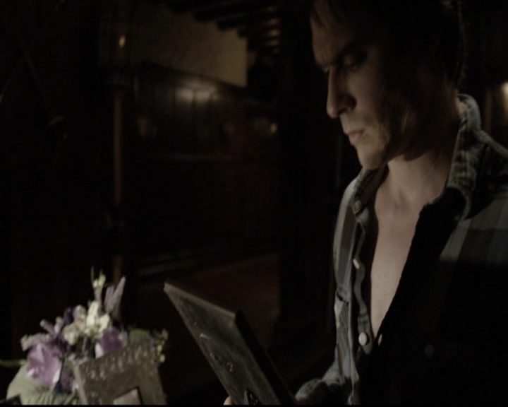 VampireDiariesWorld-dot-nl_6x04BlackHoleSun2046.jpg