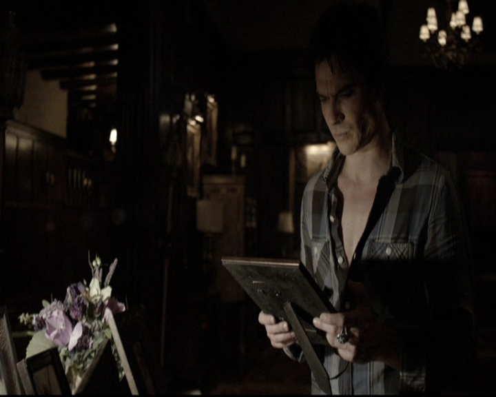 VampireDiariesWorld-dot-nl_6x04BlackHoleSun2049.jpg