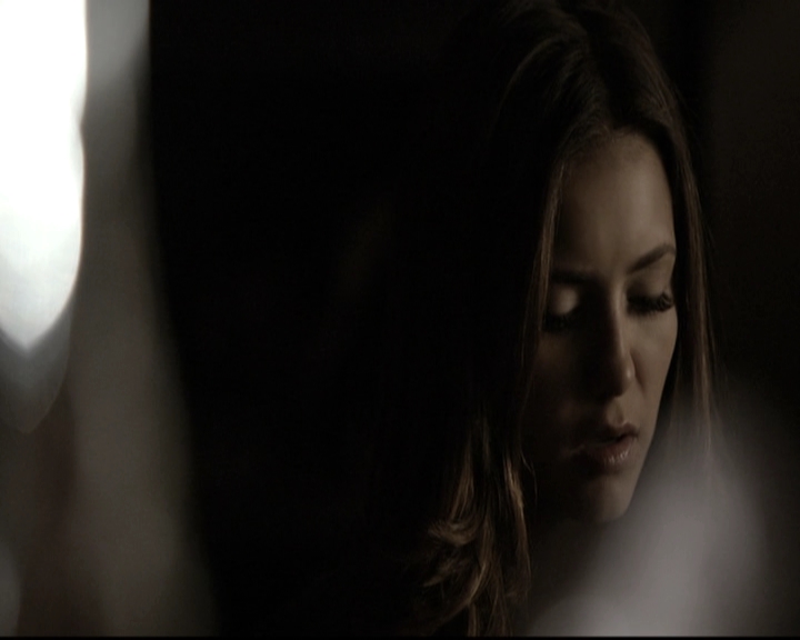 VampireDiariesWorld-dot-nl_6x04BlackHoleSun2083.jpg