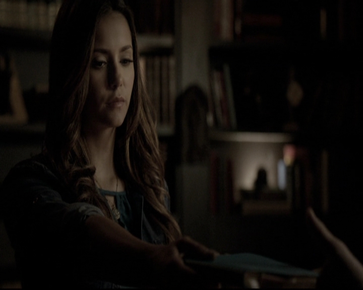 VampireDiariesWorld-dot-nl_6x04BlackHoleSun2096.jpg