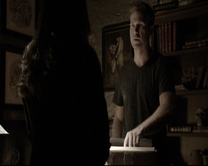 VampireDiariesWorld-dot-nl_6x04BlackHoleSun2106.jpg