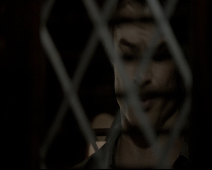 VampireDiariesWorld-dot-nl_6x04BlackHoleSun2118.jpg