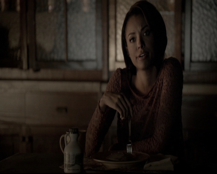 VampireDiariesWorld-dot-nl_6x04BlackHoleSun2127.jpg