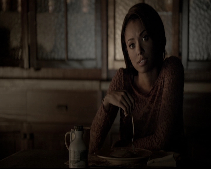 VampireDiariesWorld-dot-nl_6x04BlackHoleSun2132.jpg