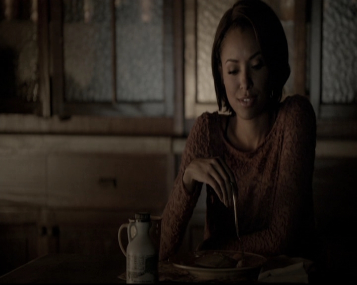 VampireDiariesWorld-dot-nl_6x04BlackHoleSun2137.jpg