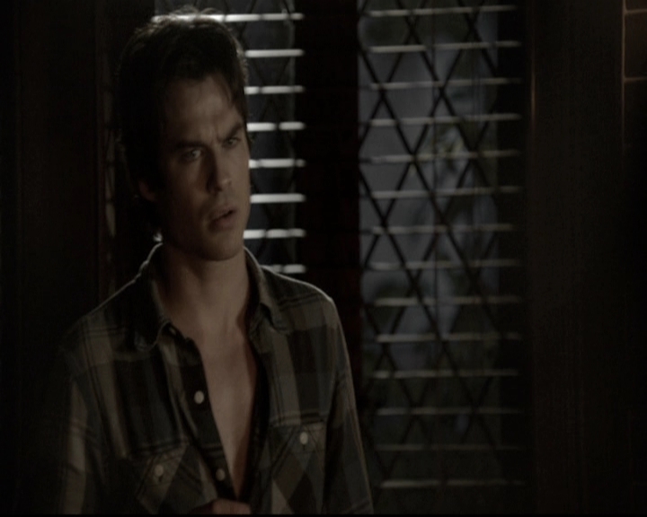 VampireDiariesWorld-dot-nl_6x04BlackHoleSun2141.jpg