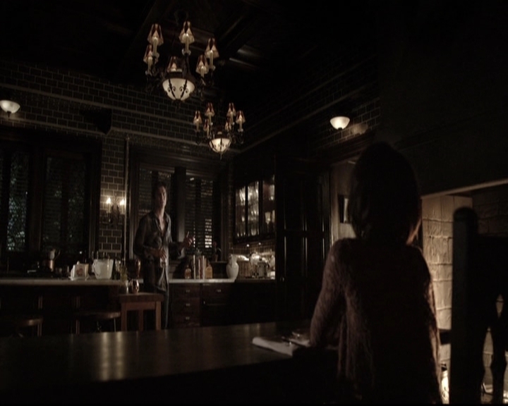 VampireDiariesWorld-dot-nl_6x04BlackHoleSun2147.jpg