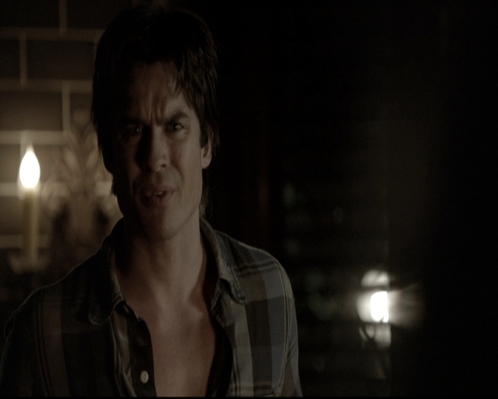 VampireDiariesWorld-dot-nl_6x04BlackHoleSun2149.jpg