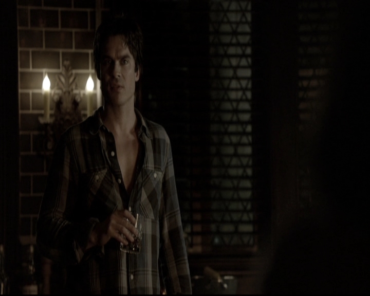 VampireDiariesWorld-dot-nl_6x04BlackHoleSun2152.jpg