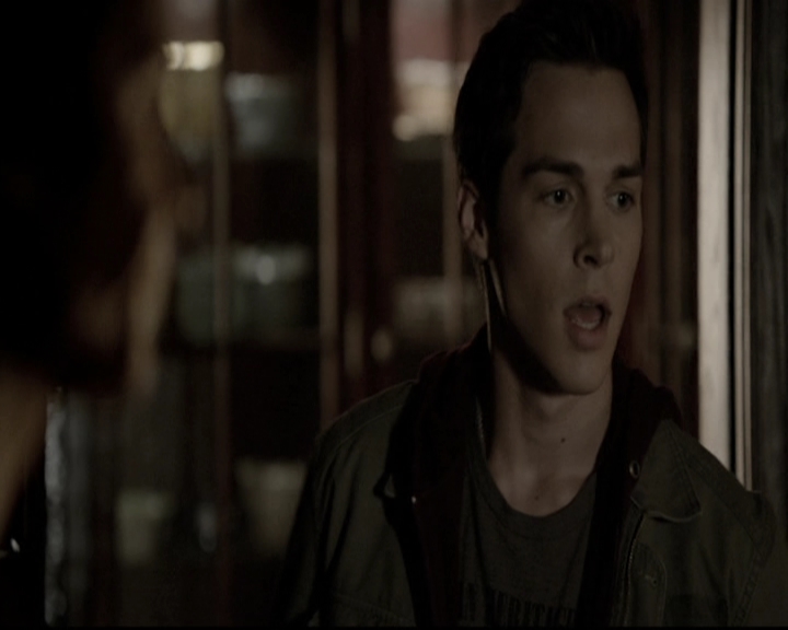 VampireDiariesWorld-dot-nl_6x04BlackHoleSun2157.jpg