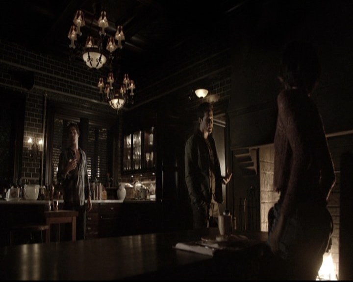 VampireDiariesWorld-dot-nl_6x04BlackHoleSun2160.jpg